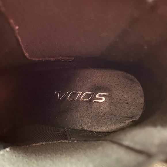 NWOT Suede Heeled Boots - Picture 4 of 6